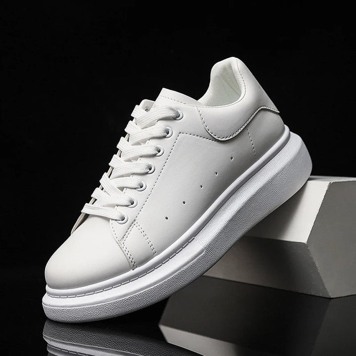 Fashionable men's casual sneakers. Lightweight urban trainers ensuring all-day comfort for everyday use.