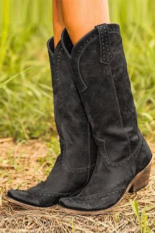 Elegant women's cowboy boots with intricate Western stitching. Trendy, comfortable & versatile for stylish everyday wear.