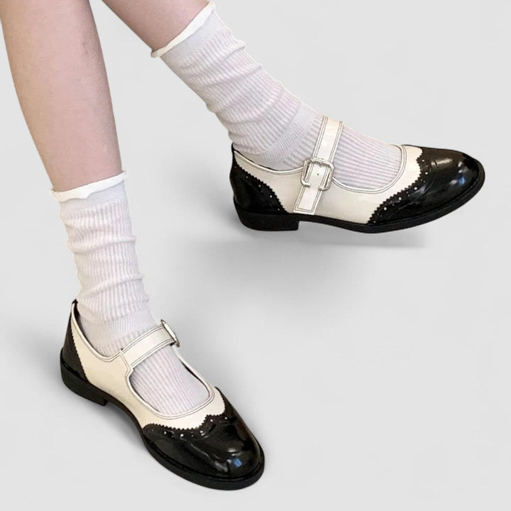 Tracy London women's comfort shoes: orthopedic Mary Jane flats with a stylish buckle strap and vintage appeal.