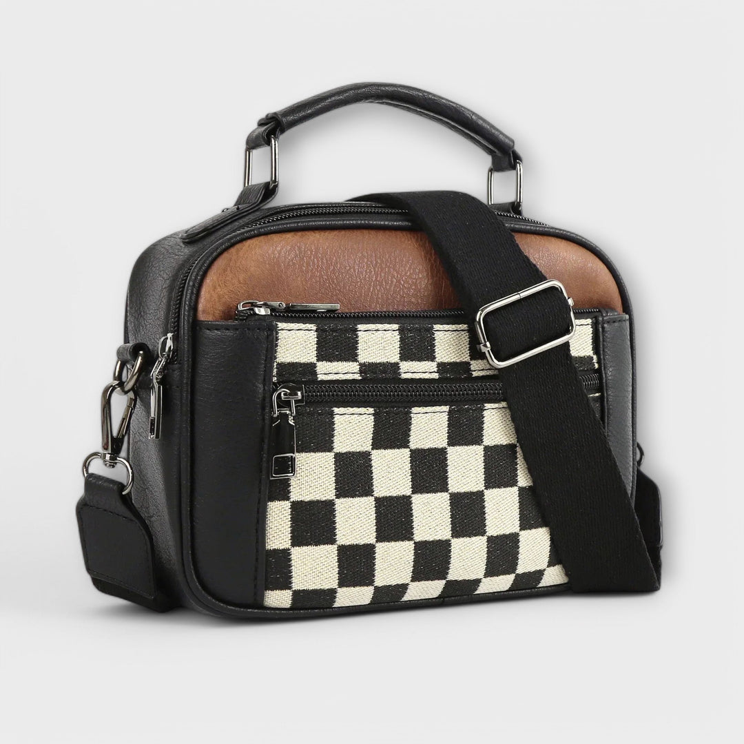 Trendy crossbody shoulder bag for women, perfect summer accessory, compact fashion bag