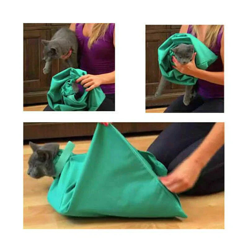 Portable pet travel bag, part of essential cat accessories. Offers comfort & safe transport for your feline.