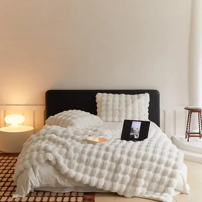 Comfortable throw blanket for adults, a cozy home decor gift. Soft fleece, perfect for relaxation.
