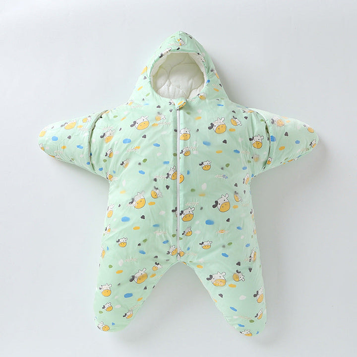 Star design newborn swaddle, ultra-soft sleeping bag for warm, peaceful baby sleep.