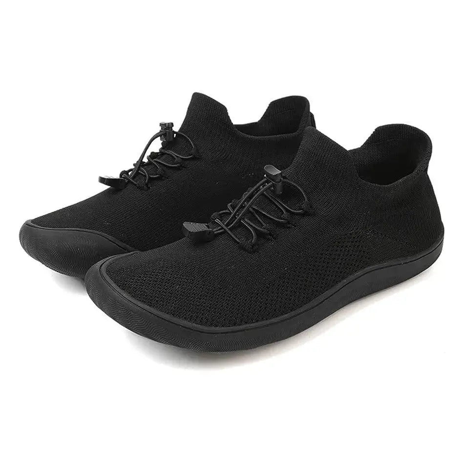 Active walking shoes for men & women, barefoot style, with quick & easy toggle laces.