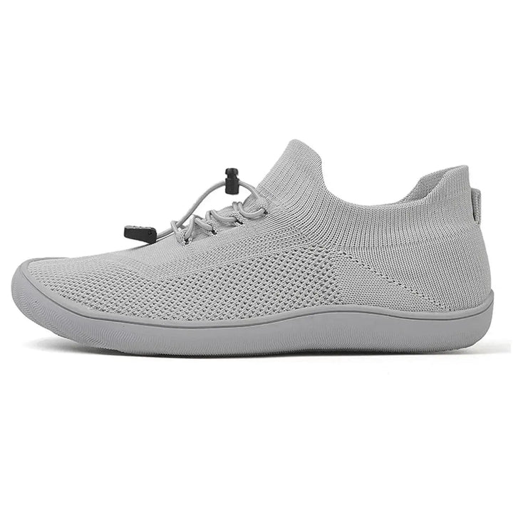 Lightweight minimalist barefoot shoes for men & women, perfect for active use, quick toggle laces.