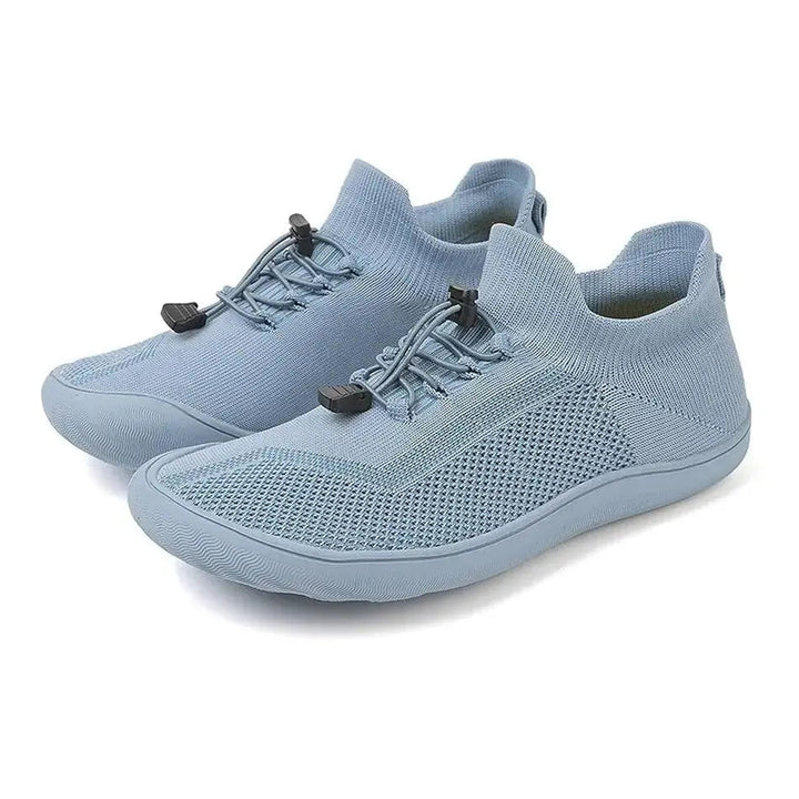 Active barefoot walking shoes, unisex, with flexible feel & practical toggle lace system.