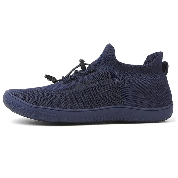 Flexible minimalist barefoot shoes, great for active use, quick toggle lace closure.