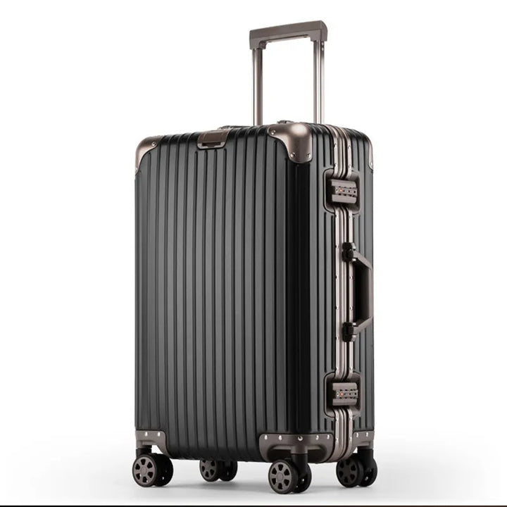 Lightweight aluminum-magnesium hardshell baggage, perfect for any travel adventure.