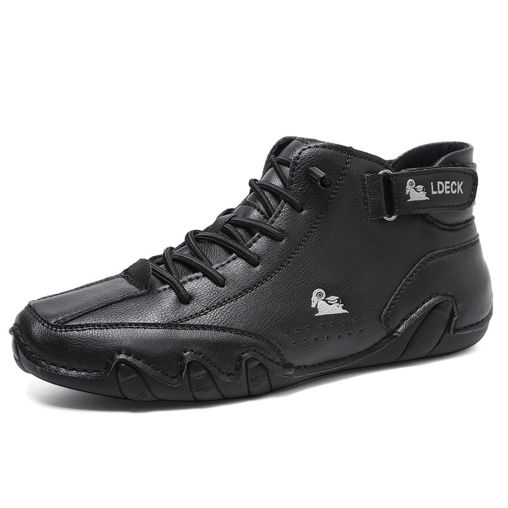 Barefoot leather shoes for unisex wear, featuring a durable yet flexible sole for natural walking.