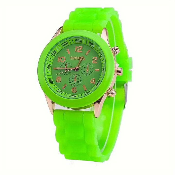 Comfortable unisex casual quartz watch with a soft silicone strap, ideal for daily accessorizing.
