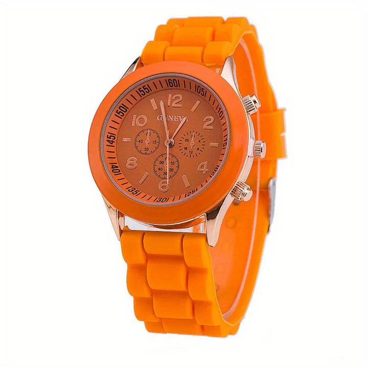Clean white silicone strap unisex quartz watch, perfect for a fresh, casual everyday look.