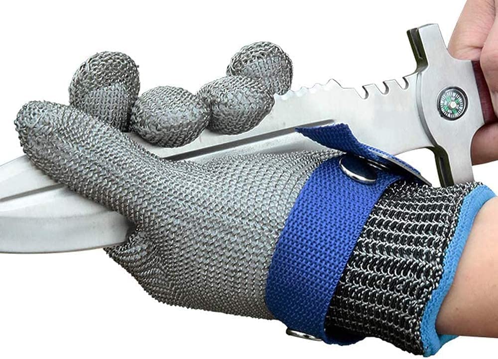 Heavy-duty cut-resistant glove, stainless steel for durable hand protection in any kitchen.