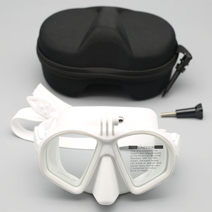 Secure and comfortable unisex diving mask with anti-fog lenses, camera mount & hard case.
