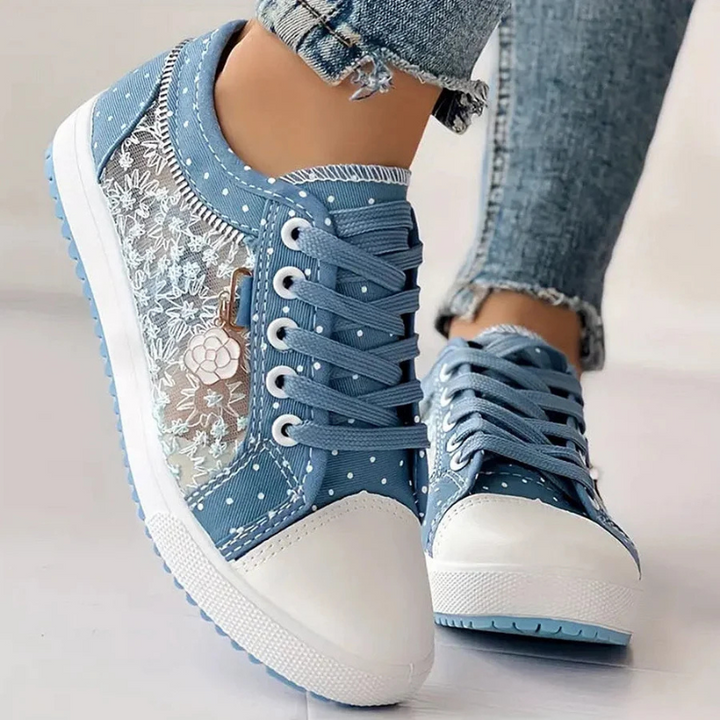 Stylish unisex sneakers, ideal for walking, with integrated arch support technology