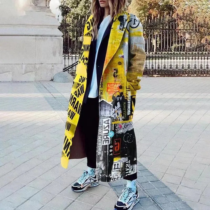 Comfortable and stylish oversized coat, a versatile unisex jacket for everyday wear.