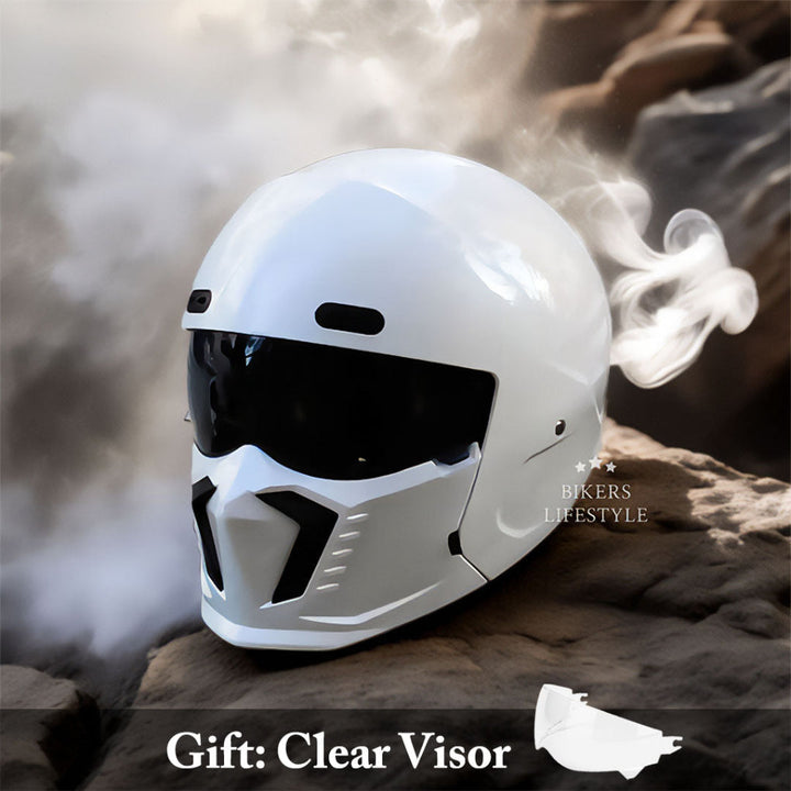 Premium unisex retro helmet, DOT/ECE approved, ensuring style & protection for motorcyclists.