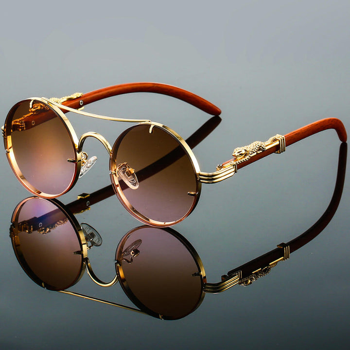 Stylish unisex eyewear: retro oval metal frame sunglasses, a timeless fashion statement.