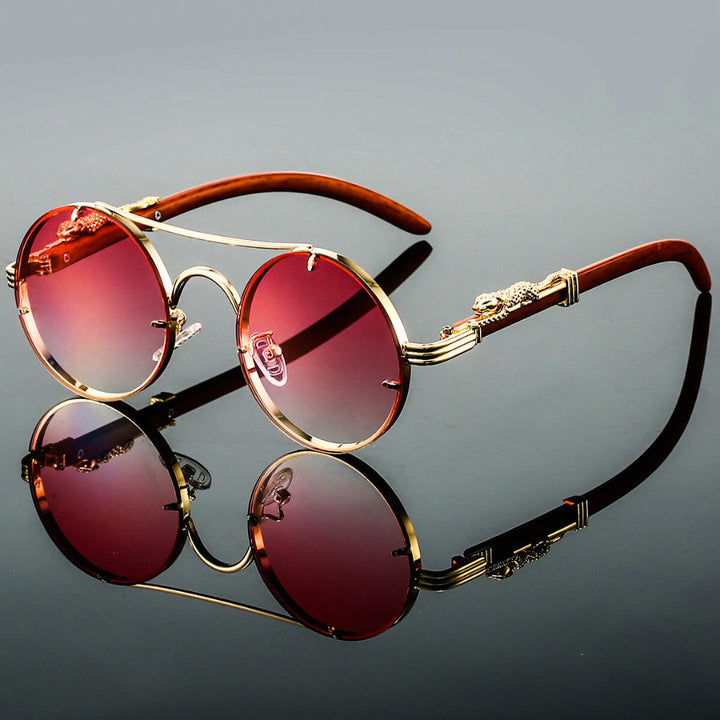 New retro oval metal sunglasses, a versatile accessory for any vintage or modern outfit.