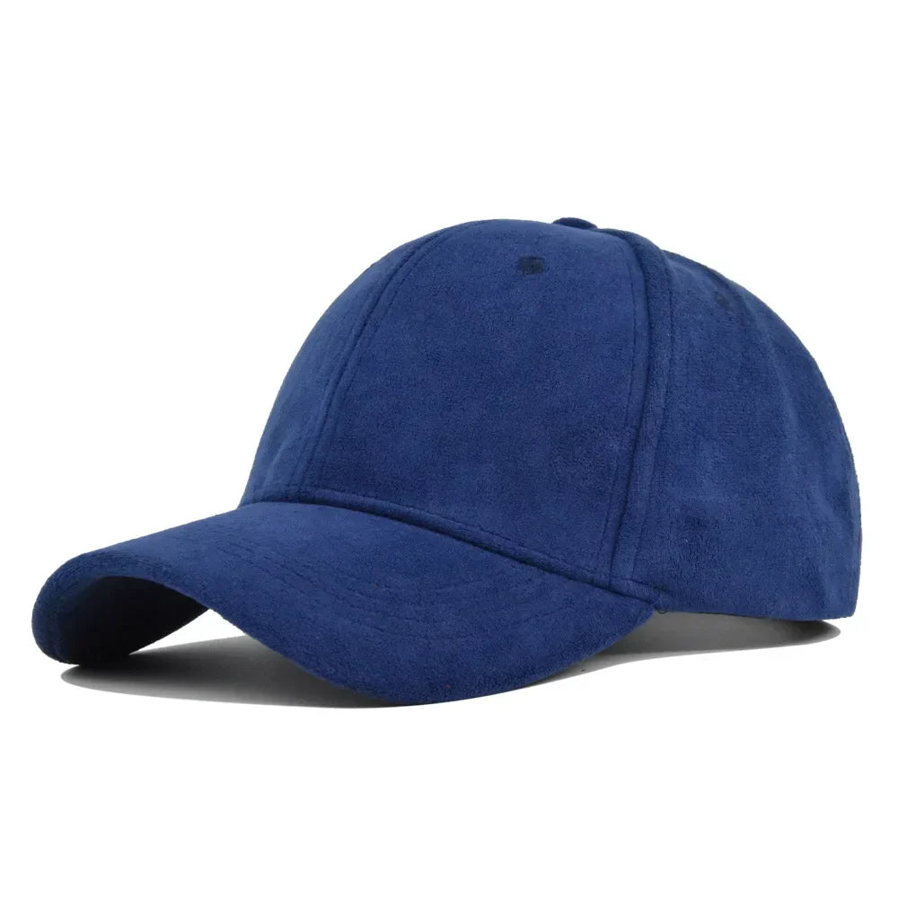 Retro black baseball cap, unisex adjustable headwear for casual urban fashion.