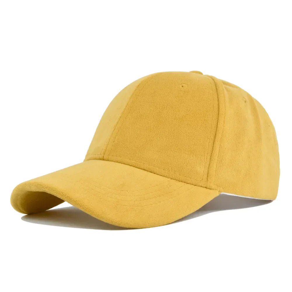 Classic retro unisex baseball cap with adjustable strap for comfortable daily wear.