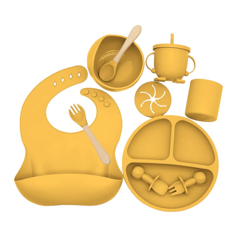 Versatile unisex silicone baby feeding set for infants & toddlers. Suction bowl prevents spills; soft bib ensures clean feeding.