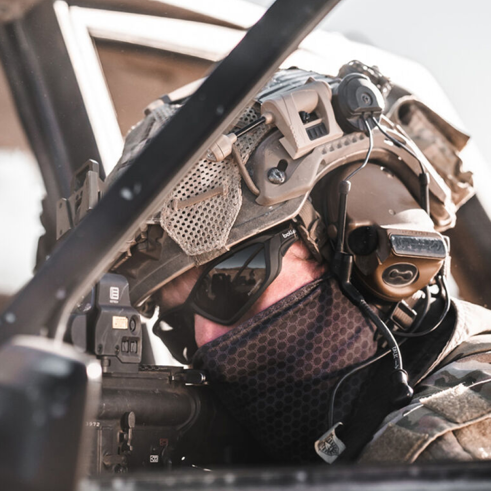 Durable hiking eyewear, polarized, UV400 protected for comfortable outdoor exploration.