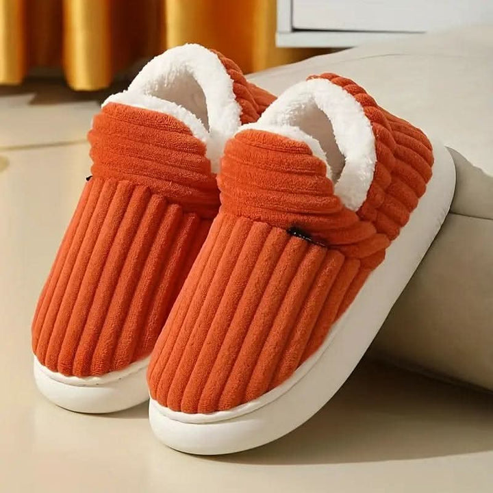 Premium thermal unisex indoor slippers, machine washable, providing ultimate warmth and soft comfort.