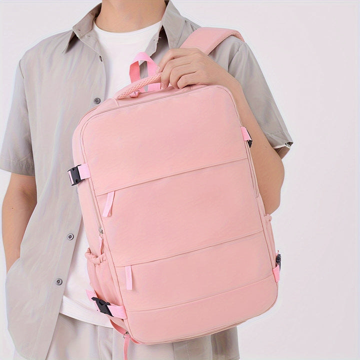 Spacious travel backpack with 180° opening, ensuring easy packing of clothes and essentials.