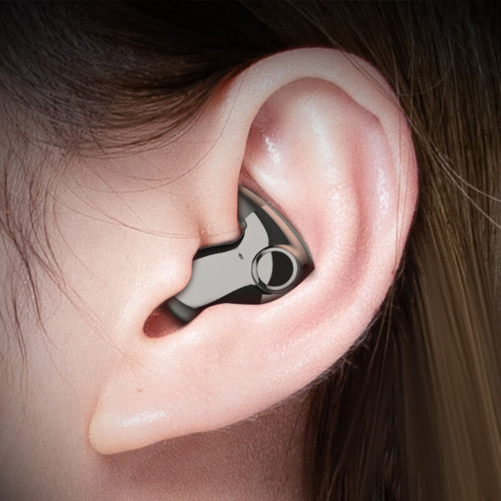 Unisex wireless noise-cancelling earbuds with Bluetooth for pure sound. Comfortable audio tech for an immersive experience.