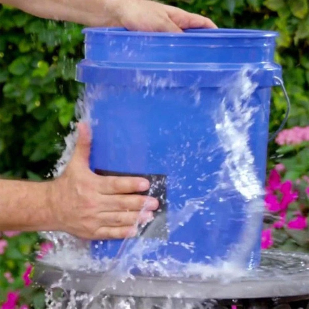 Instant leak repair tape. Forms a waterproof seal for pipes, buckets, & surfaces, ensuring a strong bond.