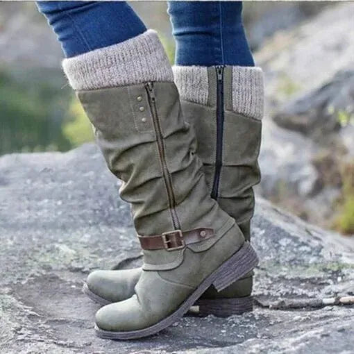 Detailed view of women's comfortable leather winter boots, Kehlani model with warm lining