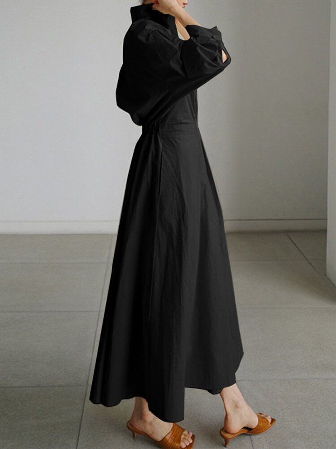 Sophisticated women's shirtdress with a belt and useful pockets, great for everyday elegant wear