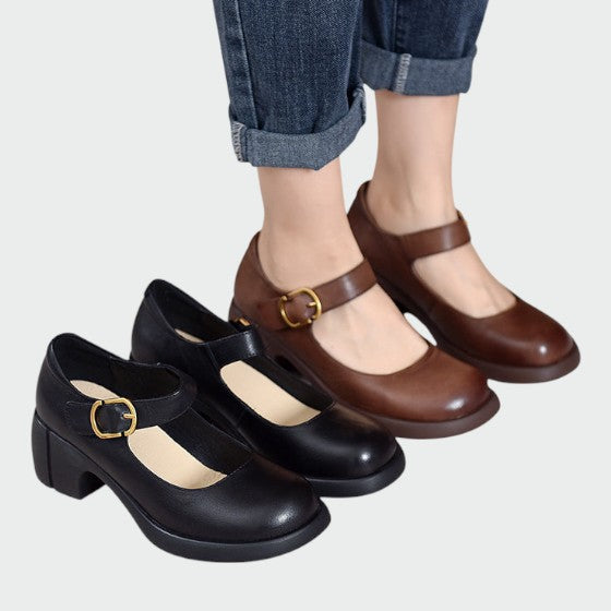 Elegant women's chunky-heel Mary Jane shoes, a classic choice with a functional buckle