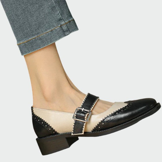 Women's black leather Mary Jane block heel shoes with adjustable strap, classic and elegant style