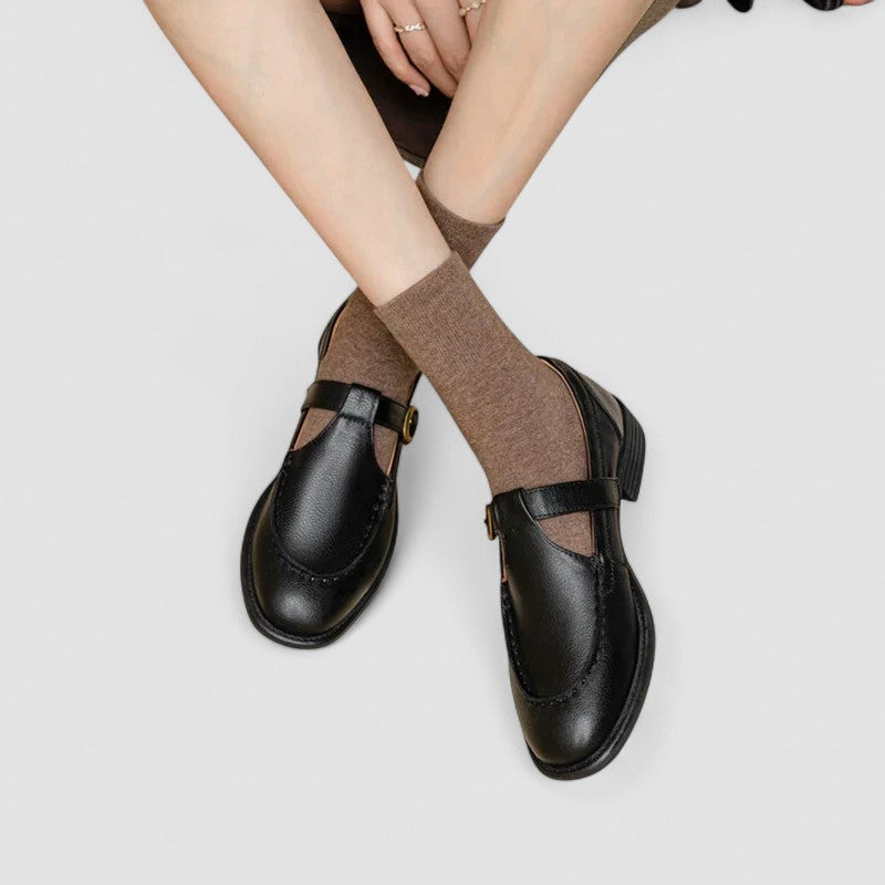 Women's black leather orthopedic Mary Jane shoes with square toe and low heel, elegant and comfortable