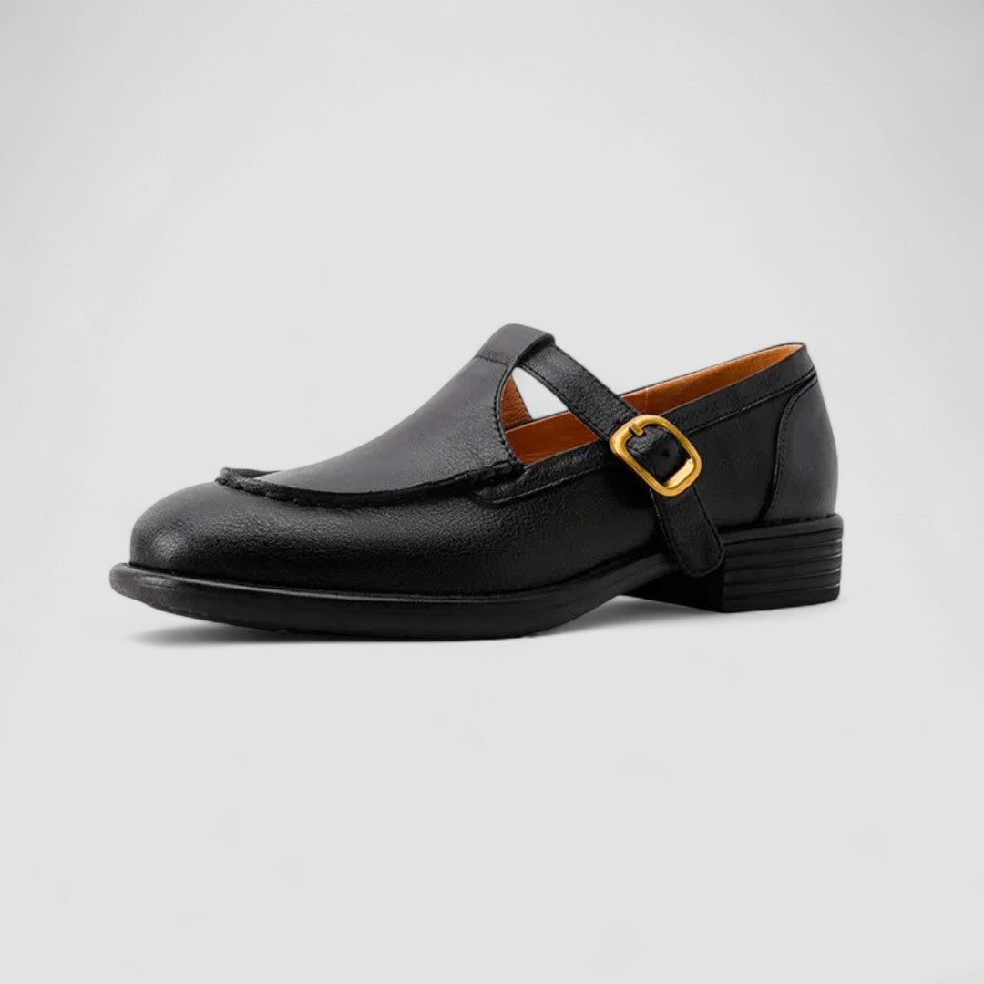 Comfortable women's black leather orthopedic Mary Jane shoes, square toe detail, ideal for daily wear
