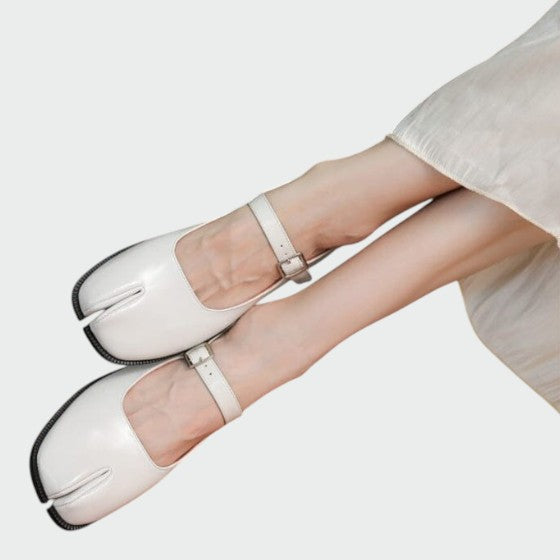 Elegant women's Mary Jane shoes with a distinctive split-toe design and a sturdy buckle strap.