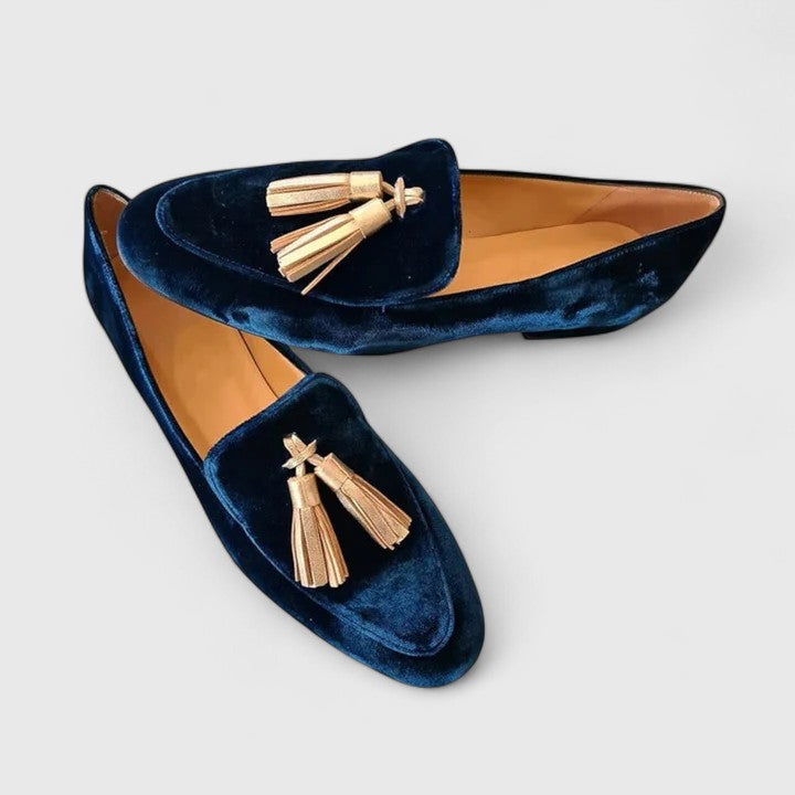Women's black velvet tassel loafers, elegant slip-on flats for spring and summer casual wear