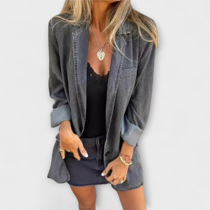 Womens long sleeve denim jacket, a classic piece of casual outerwear