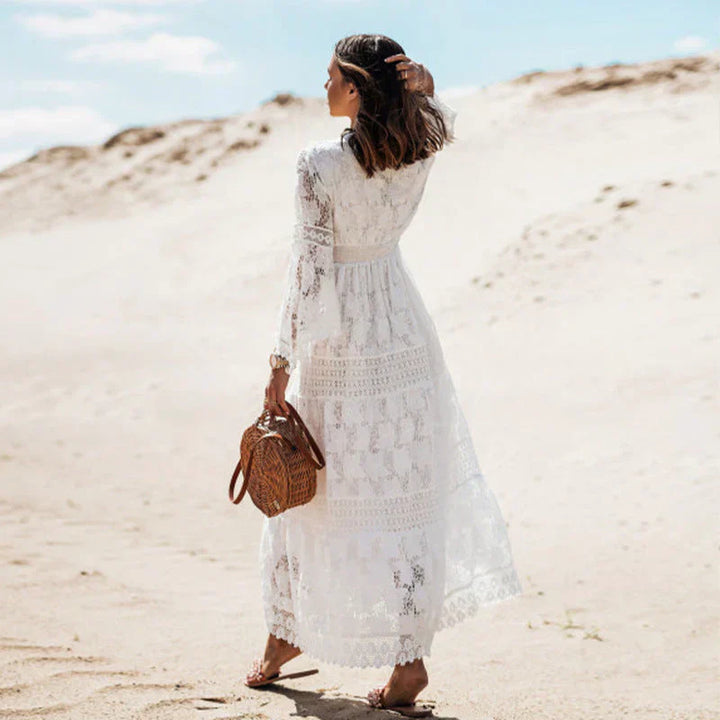 Bohemian maxi dress for women, long sleeve, loose fit, ideal for summer and beach outings