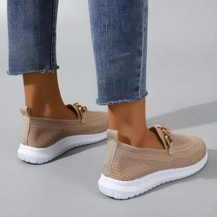 Slip-on women's casual shoes with breathable mesh upper, ideal for comfortable walking