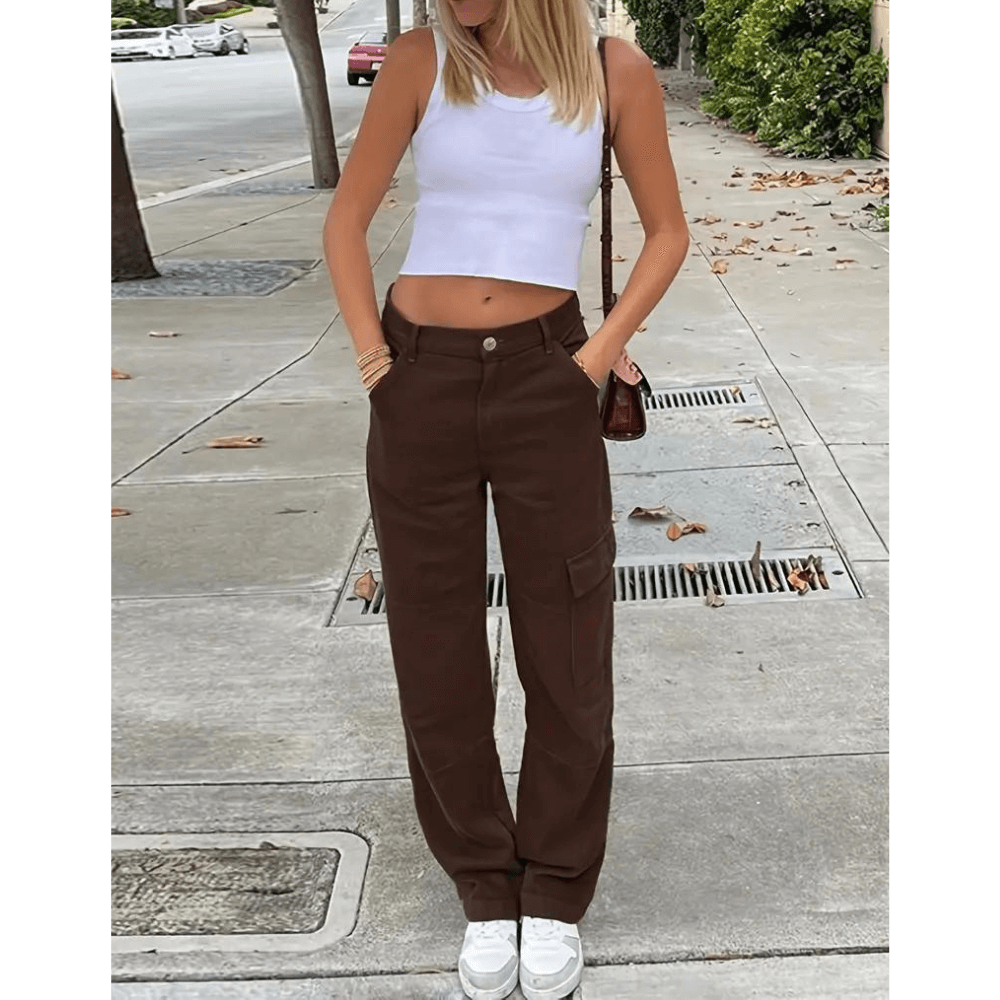 Modern women's cargo trousers, versatile for chic casual and everyday styles with comfort.