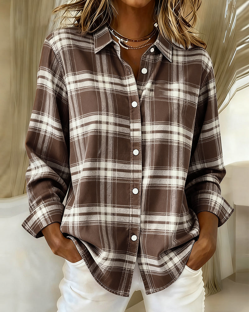 Comfortable long sleeve checked shirt for women, featuring a stylish notched lapel, great for casual autumn wear.