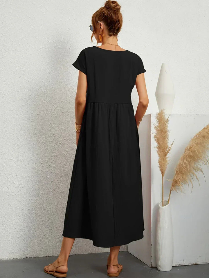 Effortless style with this women's flowy casual elegant midi dress.