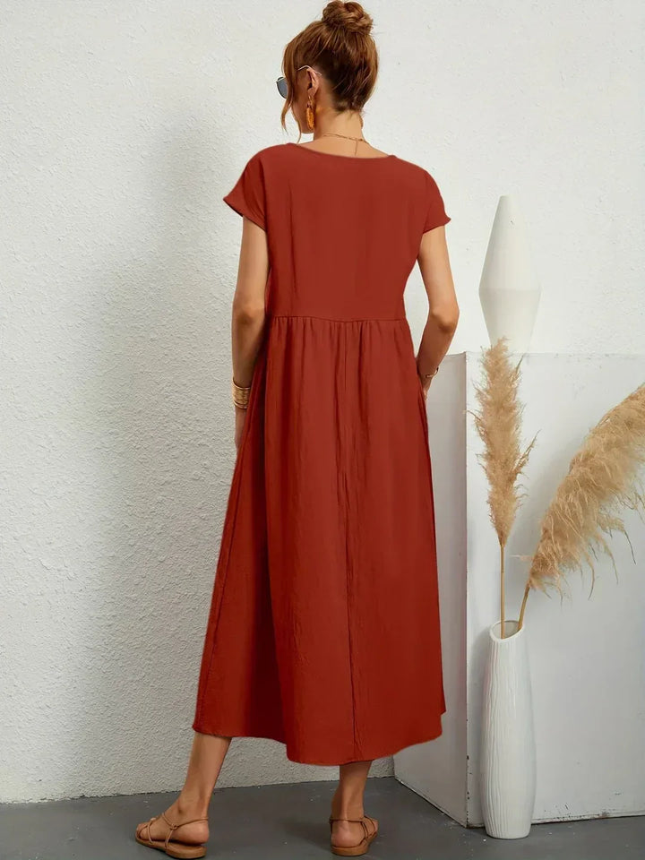 Elegant casual women's dress, perfect for versatile ladies' fashion.