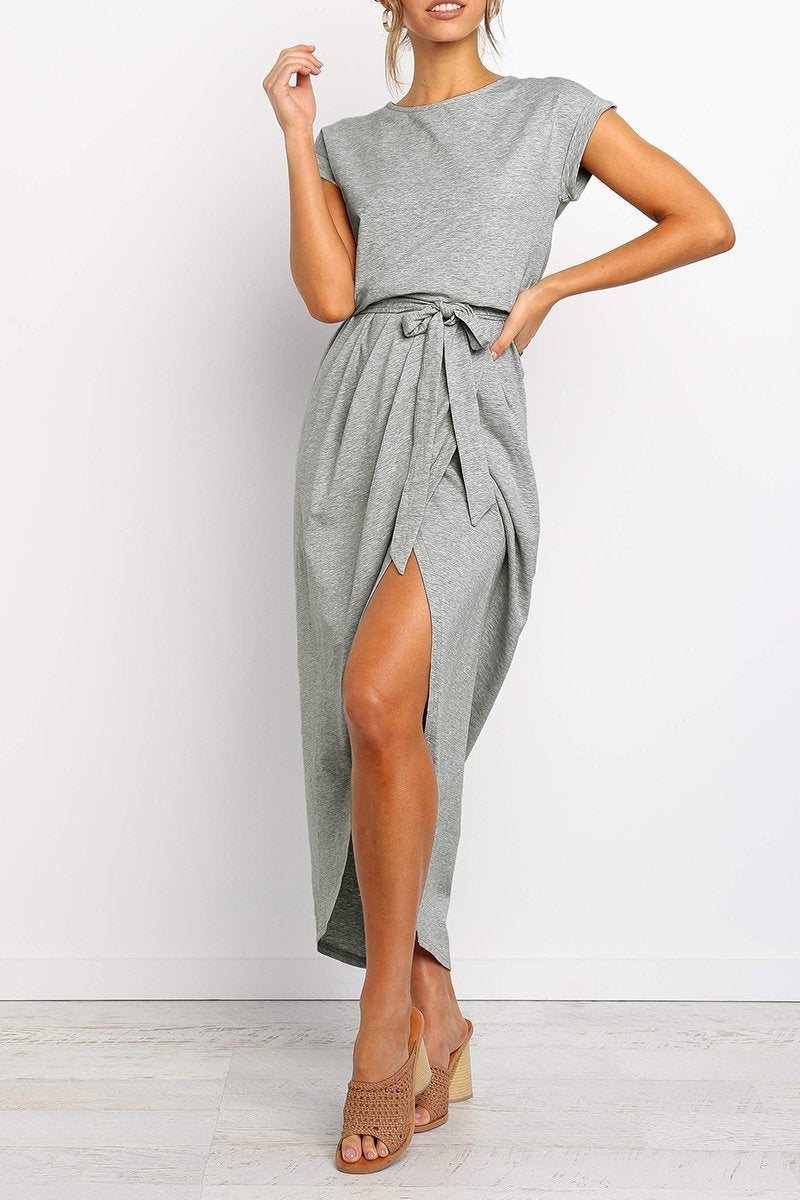Elegant and comfortable women's midi dress, perfect for daily wear, tie waist detail.