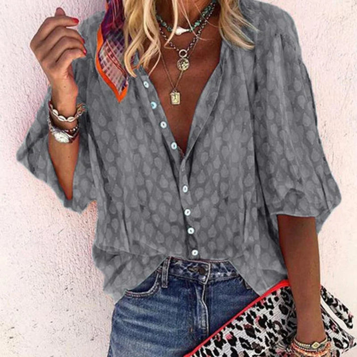 Chic women's printed casual blouse, lightweight and breathable for warm weather