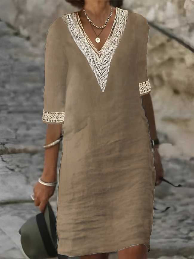 Stylish women's casual dress, comfortable and elegant for everyday wear. Versatile short sleeve summer dress.
