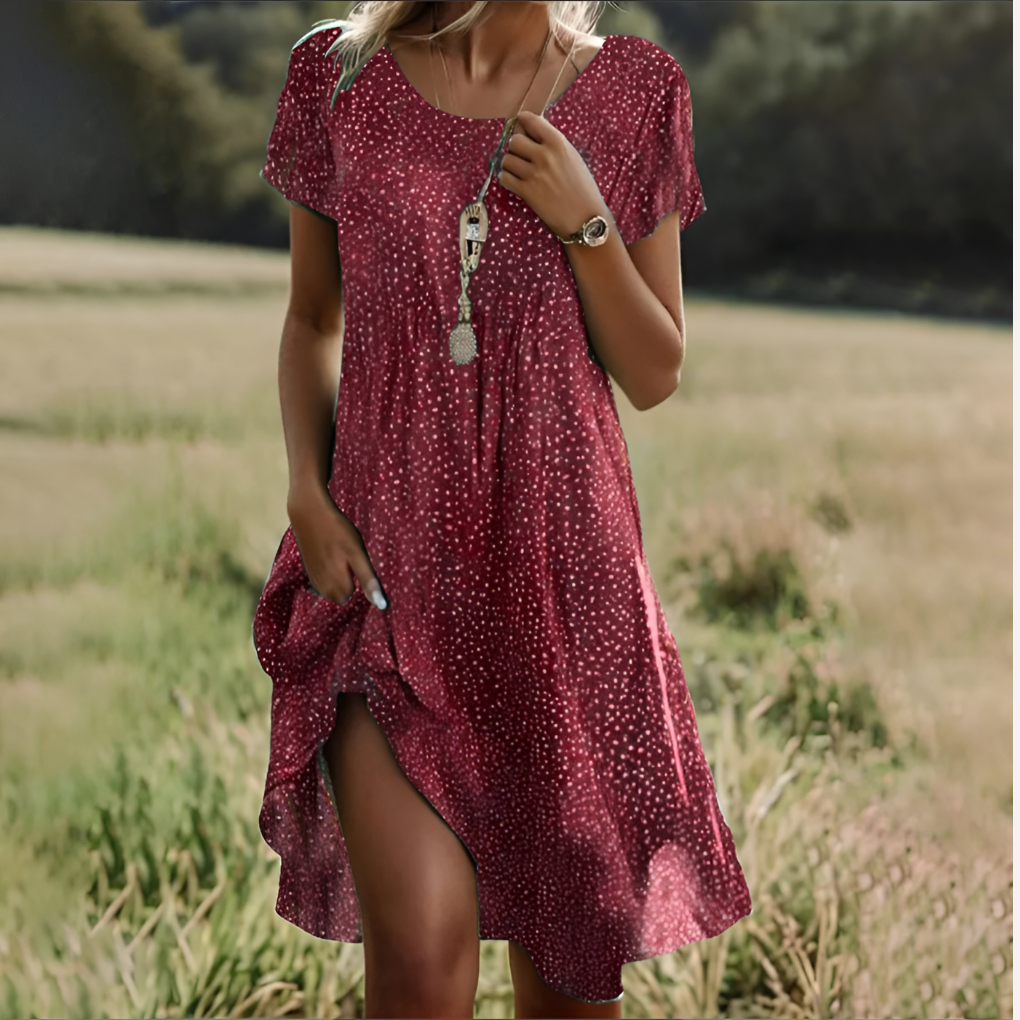 Close-up of the waist tie on a women's casual summer midi dress, showcasing the detail