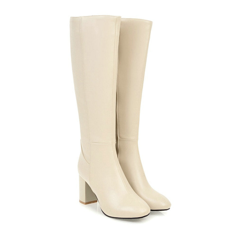Close-up of women's casual walking boots showing relaxed fit design, perfect for urban trails